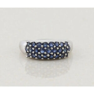 10k White Gold Natural Blue Sapphire Band Ring size 6.75